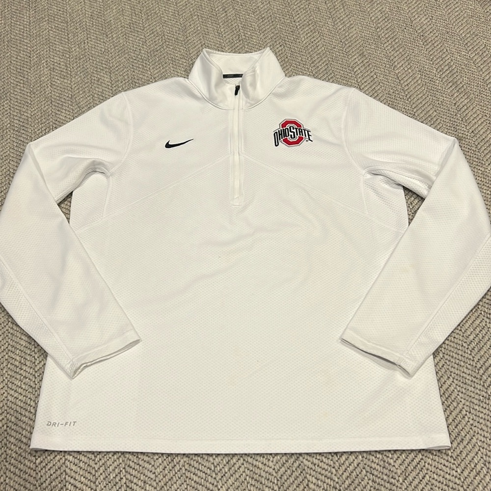Dri-Fit Nike sweatshirt